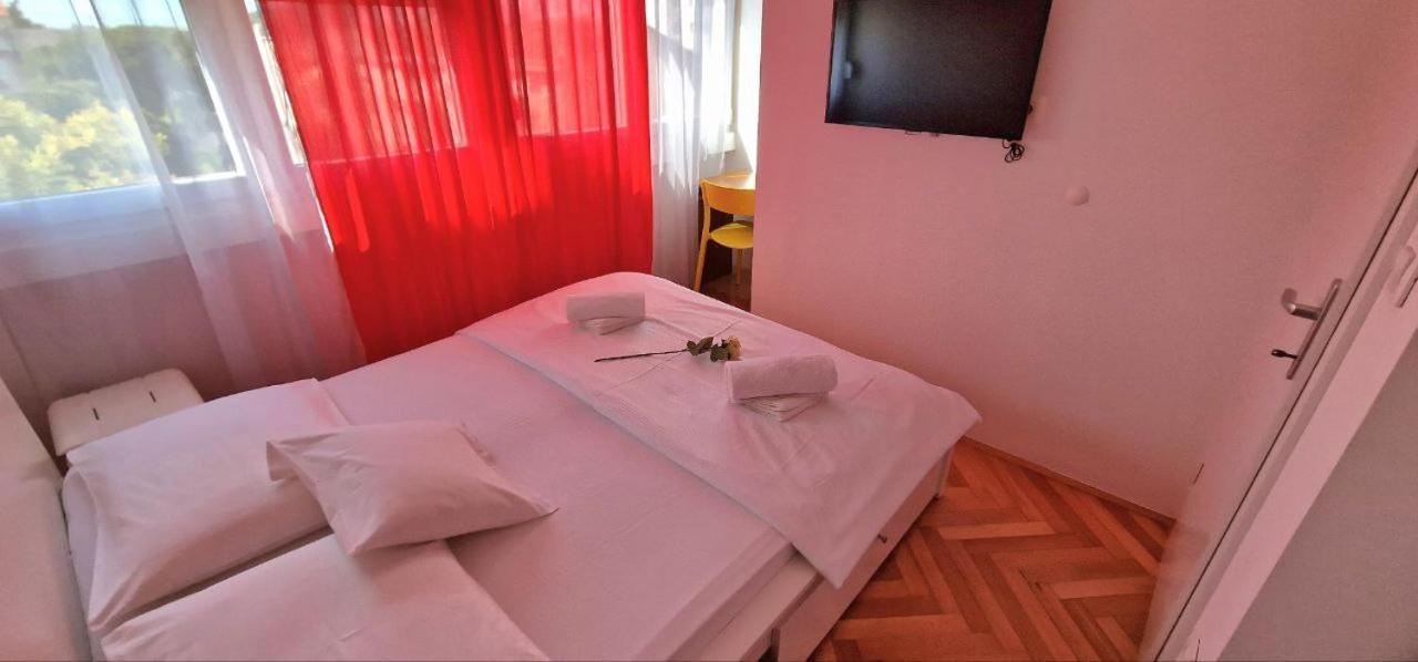 Apartments Zvone 스플리트 외부 사진
